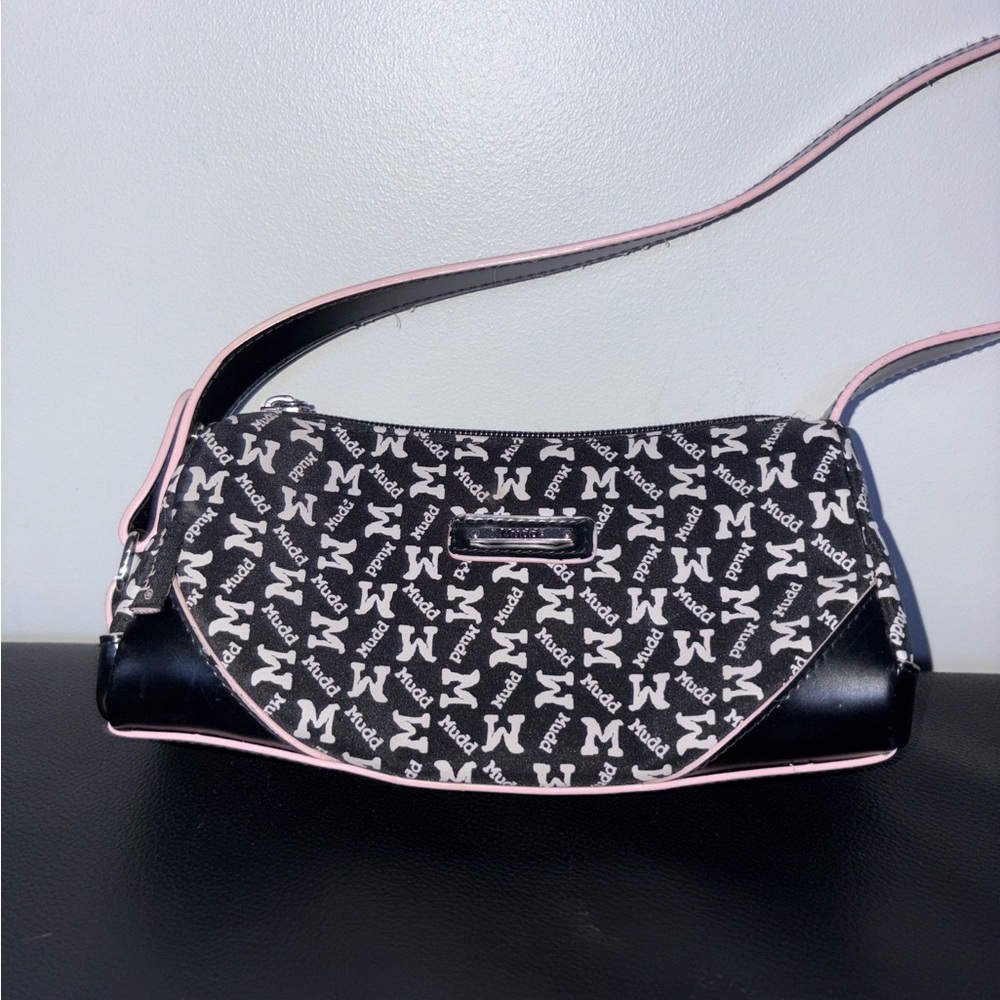 Mudd Black and Pink Shoulder Bag with Chic Design